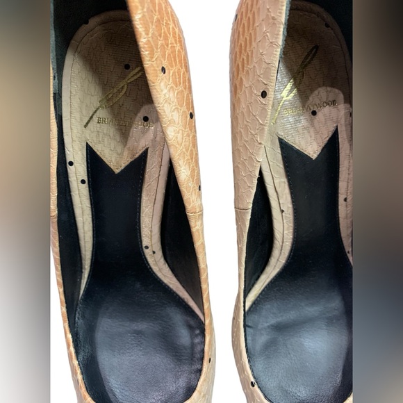 Joelle Snakeskin Point-Toe Pump, Natural - Picture 8 of 9